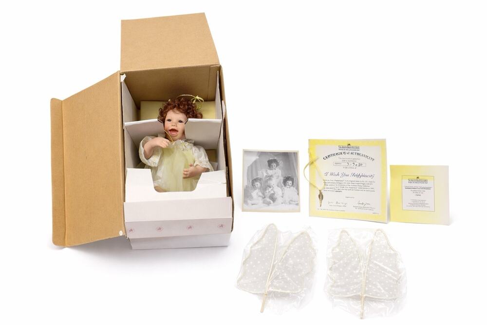 1995 Ashton Drake I Wish You Happiness Porcelain Angel Doll NIB COA Wings